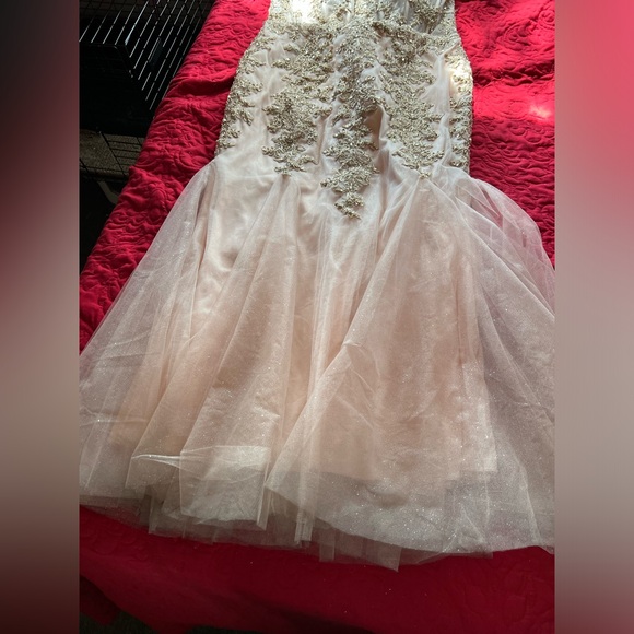 Beautiful elegant rose gold dress . Used only once - Picture 3 of 7